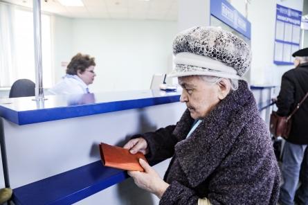 «Как в тюрьме»: пенсионерку из Крыма поселили в сарай