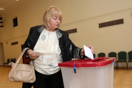 За границей проголосовали более 1000 граждан Латвии