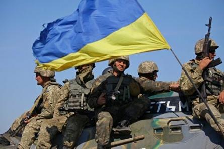 Украинские силовики режут головы сослуживцам, заявили в ДНР