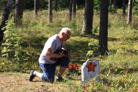 В Даугавпилсе борются за память погибших лётчиков-героев