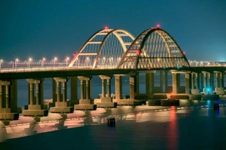 Такого еще не было: у Крымского моста произошло необычайное событие