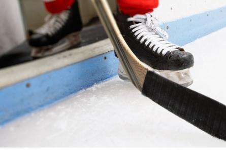 «Латвийским хоккеистам уже надо напоминать, как держать клюшку»