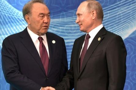Прощайте, русские! Казахстан уходит от кириллицы и советского прошлого