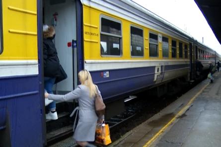 Санкции США ударили вновь: Латвия может потерять треть дизельных поездов