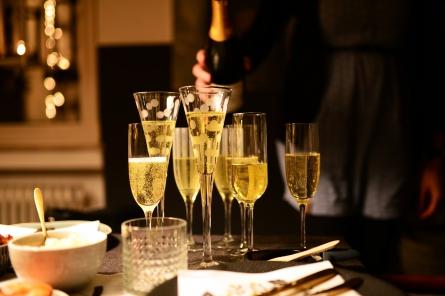 6 причин, почему пить шампанское полезно
