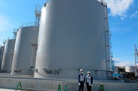 Япония намерена сбросить в море 1,2 миллиона тонн радиоактивной воды