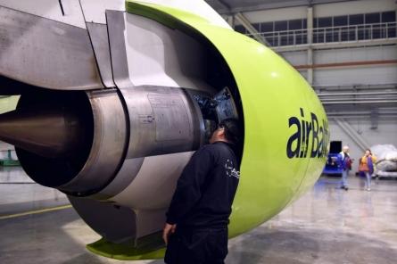 airBaltic возобновляет полеты еще в два города Европы