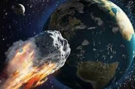 Астероид размером с футбольное поле движется к Земле