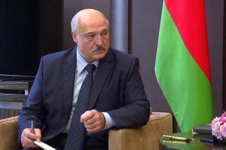 Политолог: Москва крайне недовольна Лукашенко