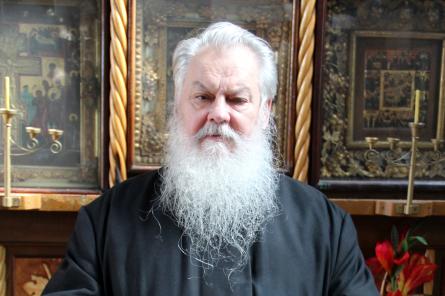 Священник: «Поддержка неграждан Латвии — это исполнение наставлений апостолов»