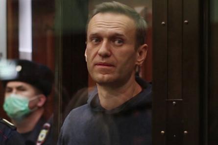 Международный скандал: Алексея Навального отправили в колонию на 3,5 года