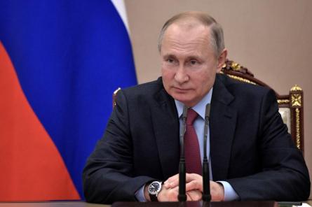 Путин наградил за «многолетнюю деятельность» 23-летнего сына алигарха