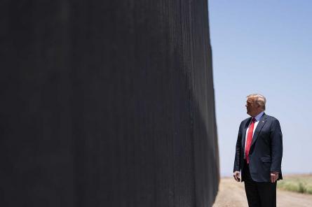 Стена, которую строил Дональд. Что стало с самым известным проектом Трампа