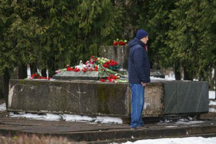 В России начат уголовный процесс из-за разрушения памятника в Екабпилсе