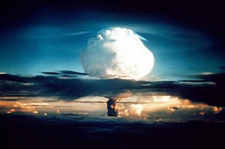 США обвинили в тайном вывозе ядерных бомб из Европы