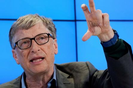 Билл Гейтс решил меньше летать и чаще есть альтернативное мясо