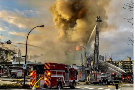 Масонские ложи горят: мужчина поджёг три масонских храма в Ванкувере (ВИДЕО)
