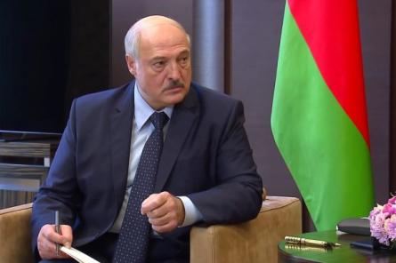 Политолог: Лукашенко дан сигнал к капитуляции