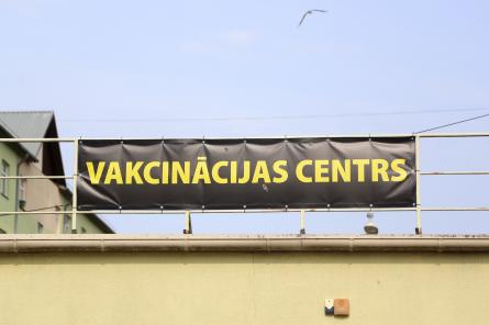 В Латвии за каждого вакцинированного платят по 1 евро