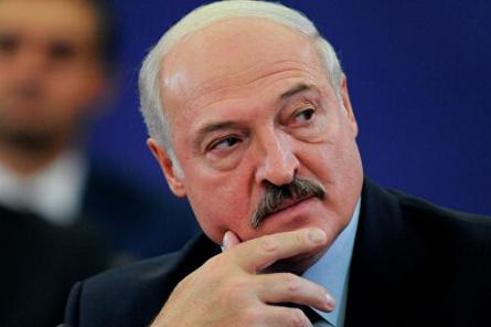 Лукашенко объявил условие размещения российских войск в Белоруссии