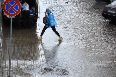 «Дожди, порывистый ветер» Синоптики рассказали о погоде на новой неделе в Латвии