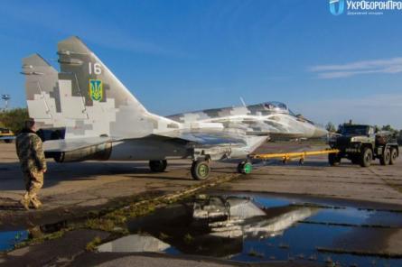 Боевую авиацию Украины заправят белорусским керосином