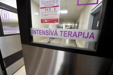 В больницах Латвии в тяжелом состоянии 59 человек с Covid-19