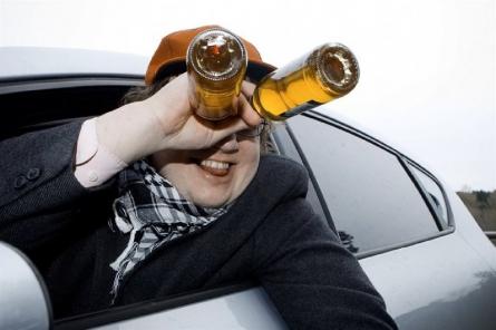 На дорогах Латвии хотят отбирать авто у пьяных водителей