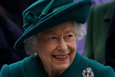 Королева Елизавета II разочаровалась поздравлением принца Гарри с Рождеством