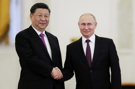 Пекин попросил Москву отложить «вторжение» на Украину