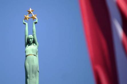Латвия потребовала как можно скорее принять Украину в Евросоюз