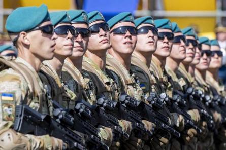 Новый пакет помощи США для Украины включит зенитные системы и стрелковое оружие
