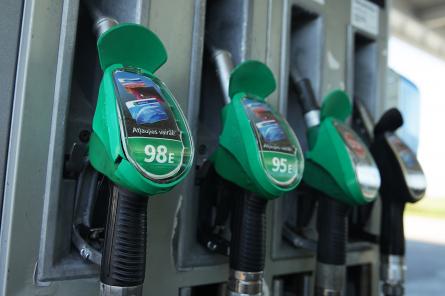 В Латвии на прошлой неделе снова побит рекорд цены на дизельное топливо