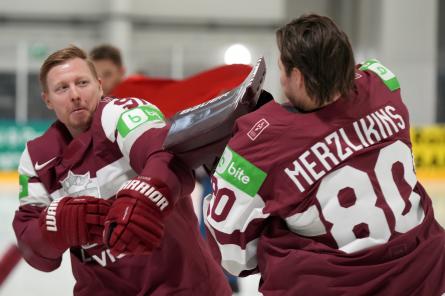Латвия встречается с Норвегией в третьем матче чемпионата мира