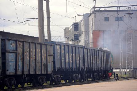 Вырос объём железнодорожных грузовых перевозок в Латвии (ГРАФИК)