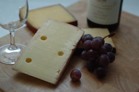 Cыр и вино: как подобрать идеальную пару