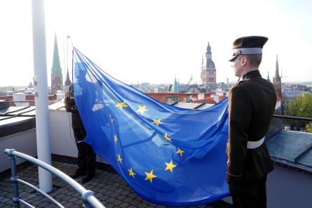 В Латвии задумались о выборе, сделанном в 2004 году: а был ли толк от ЕС?