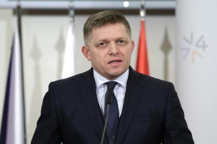 Премьер-министр Словакии ранен в результате покушения; Латвия и ЕС потрясены