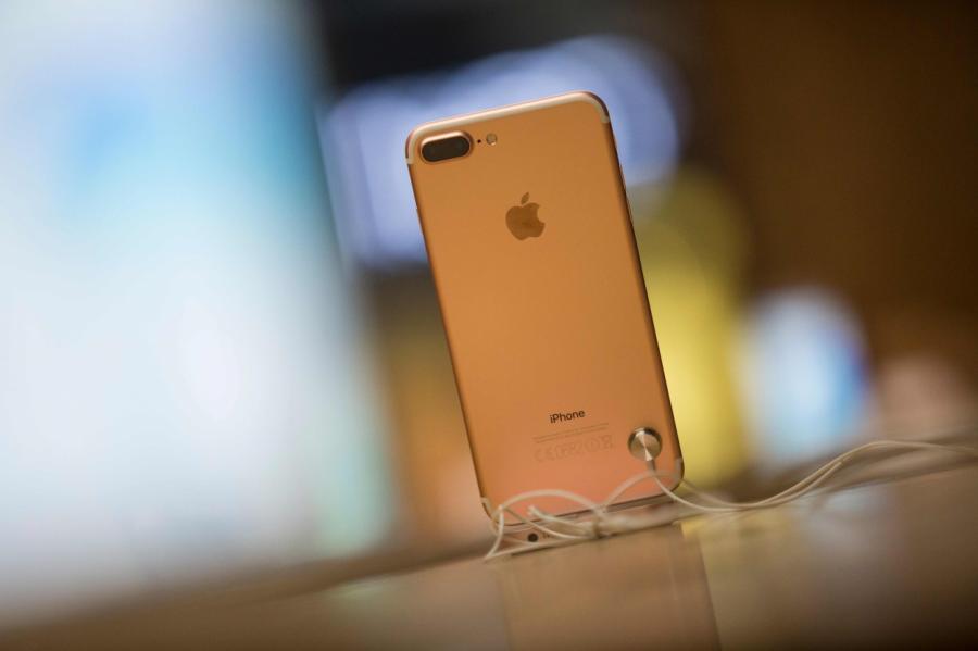 Три новые модели iPhone представят в 2019 году