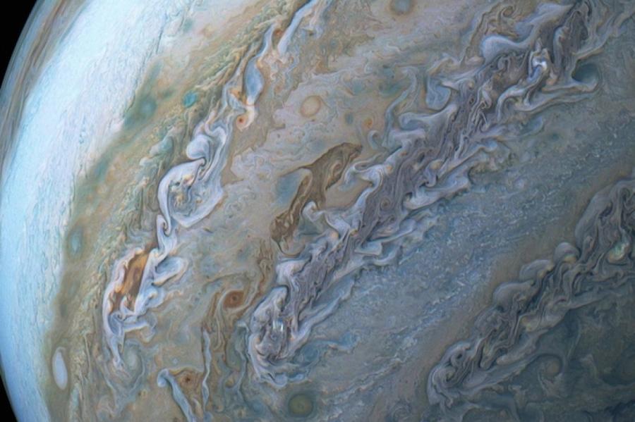 Новое видео Юпитера