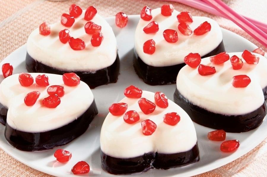 Романтичный десерт: рецепт сердечек с гранатом