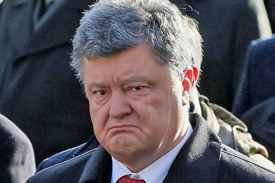 Порошенко стало «больно смотреть» в глаза украинским пенсионерам