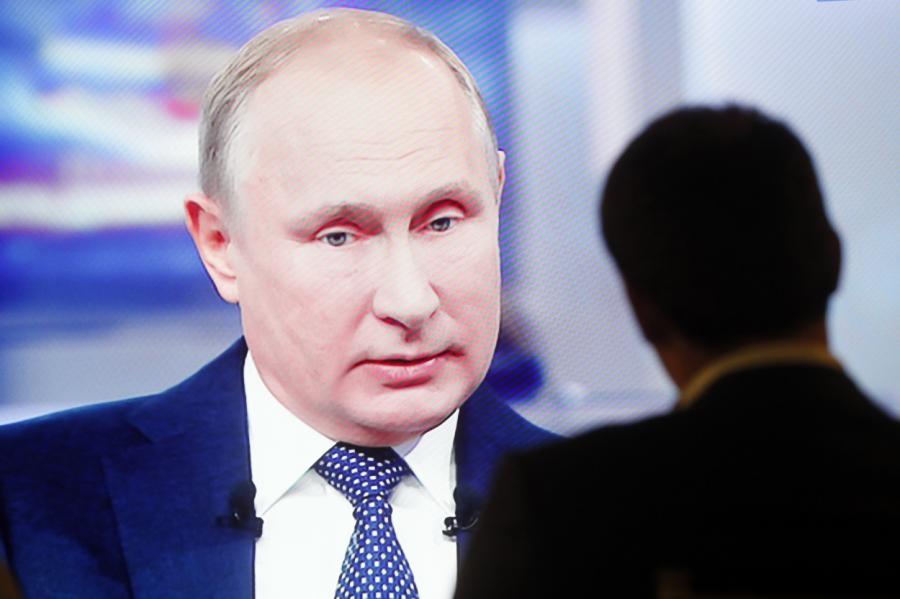 Рейтинг доверия Владимиру Путину снова снизился