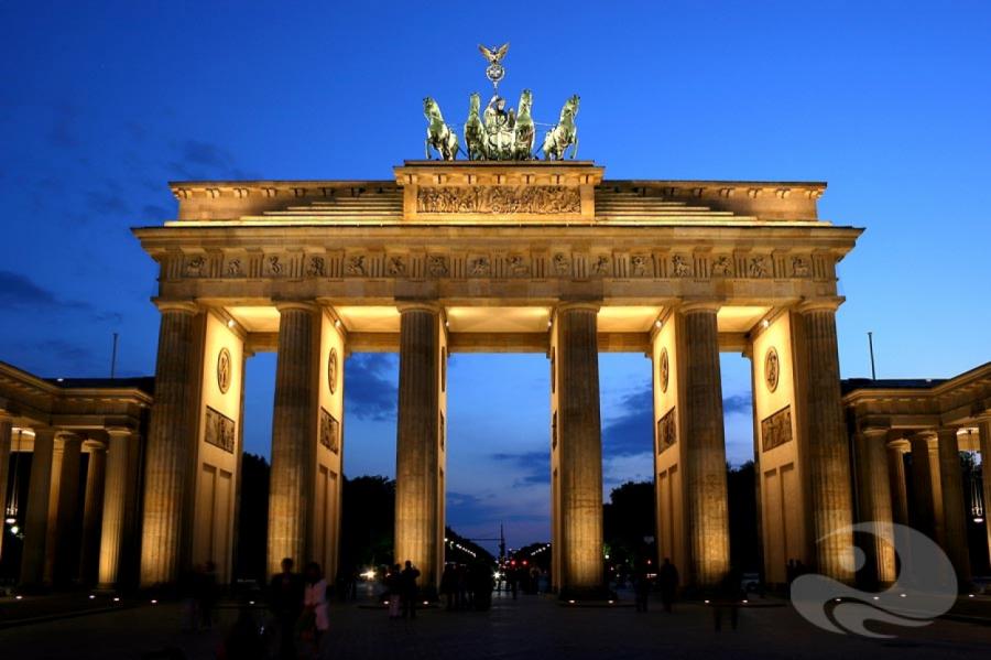 Германия лидирует в мире по торговому профициту