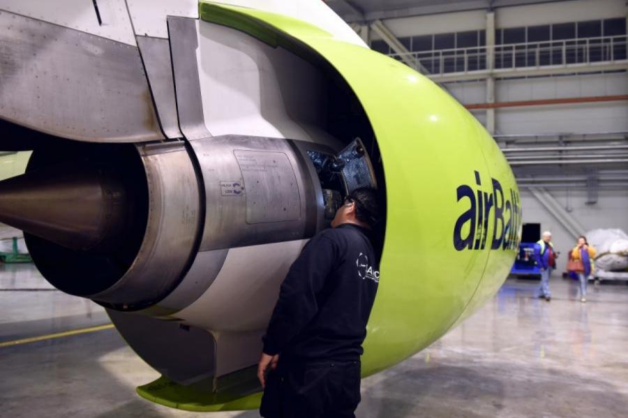 airBaltic в 2019 году прекратит использование американских самолетов