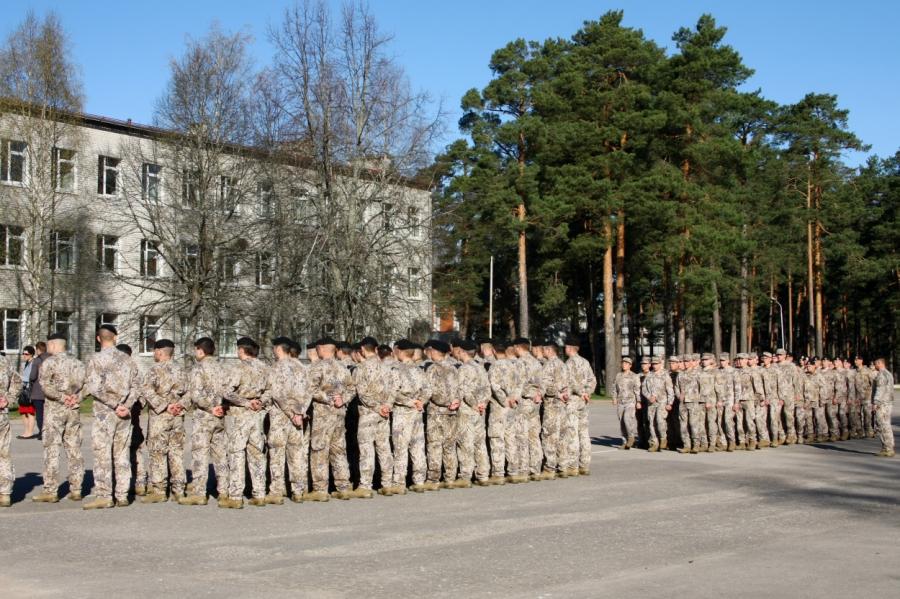 Российские офицеры проведут инспекцию на Адажской военной базе