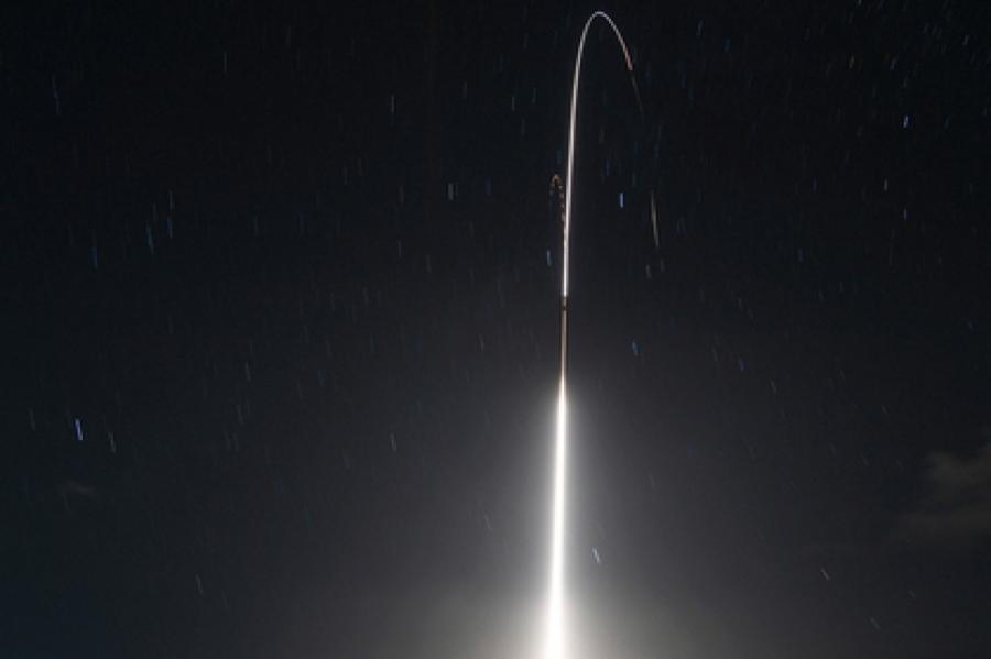 США анонсировали испытание нейтронного оружия в космосе