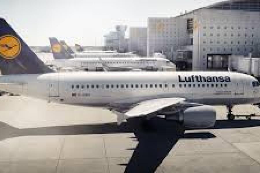 «Lufthansa» планирует строить в Риге новый сервисный центр