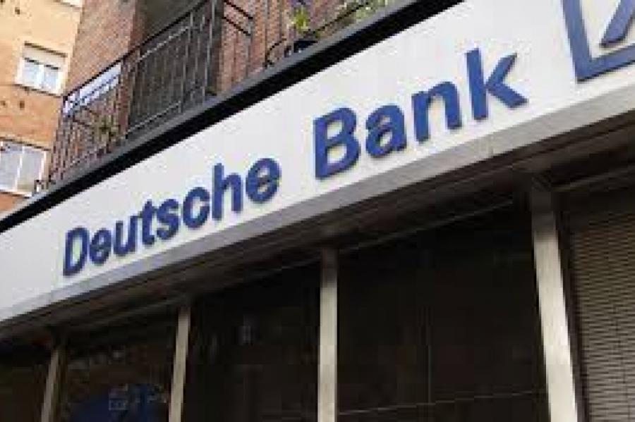 Крупнейший немецкий банк испугался проблем из-за российских клиентов