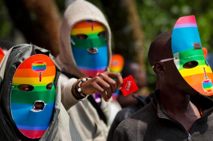 В Италии суд обязал государство принимать нелегальных мигрантов-геев